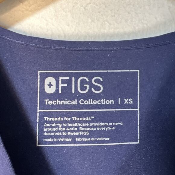 FIGS 2 Tops Womens XS Blue green Casma 3 Pockets Short Sleeve Technical Comfort - Picture 3 of 10